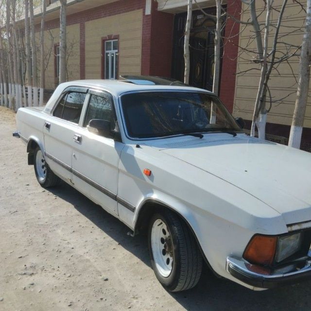 Volga 3102 sotiladi yoki barter qilinadi