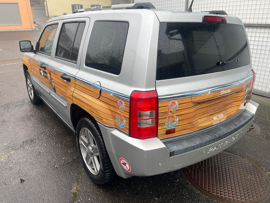 Продавам Jeep patriot от Швейцария