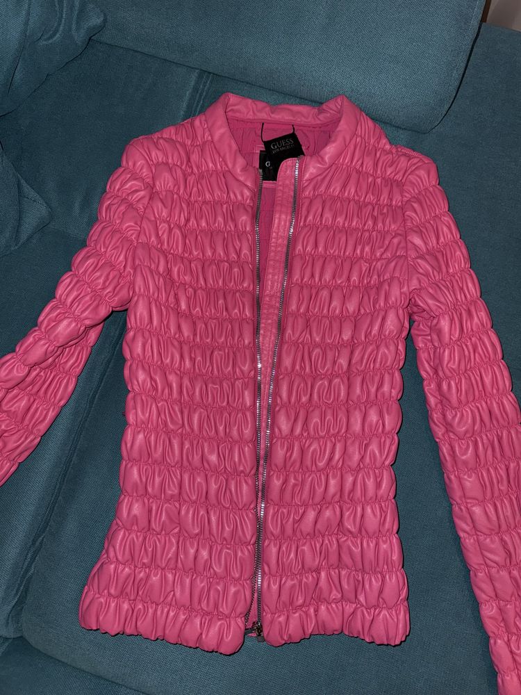 Пролетно яке GUESS