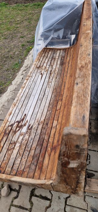 Banca veche posta Română.