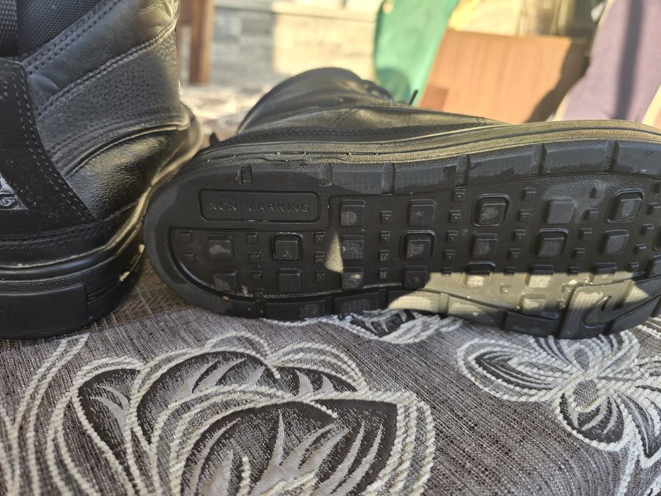 Детски боти Nike естественна кожа