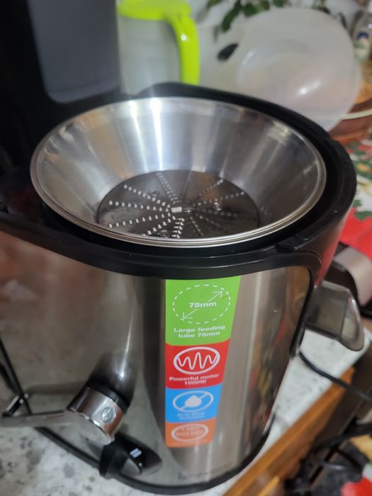 Storcător de fructe și legume