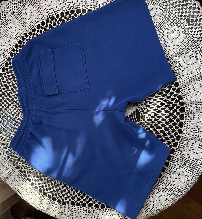 Pantaloni scurti Review