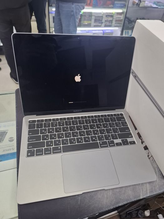 Macbook air m1 8/256 full, 99 % emkost