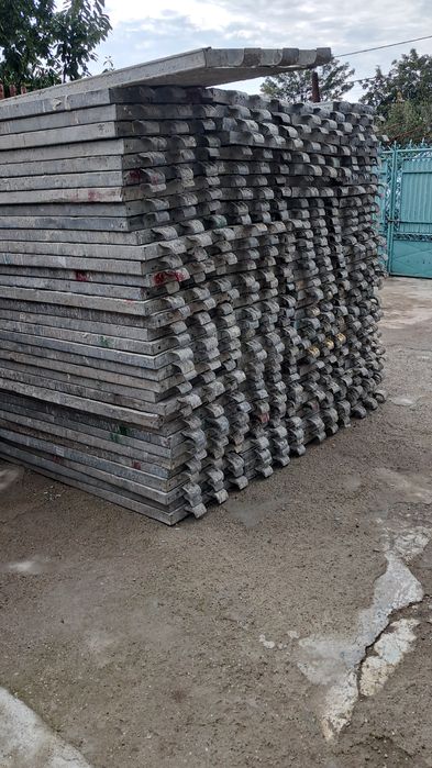 Vând podine pentru schela