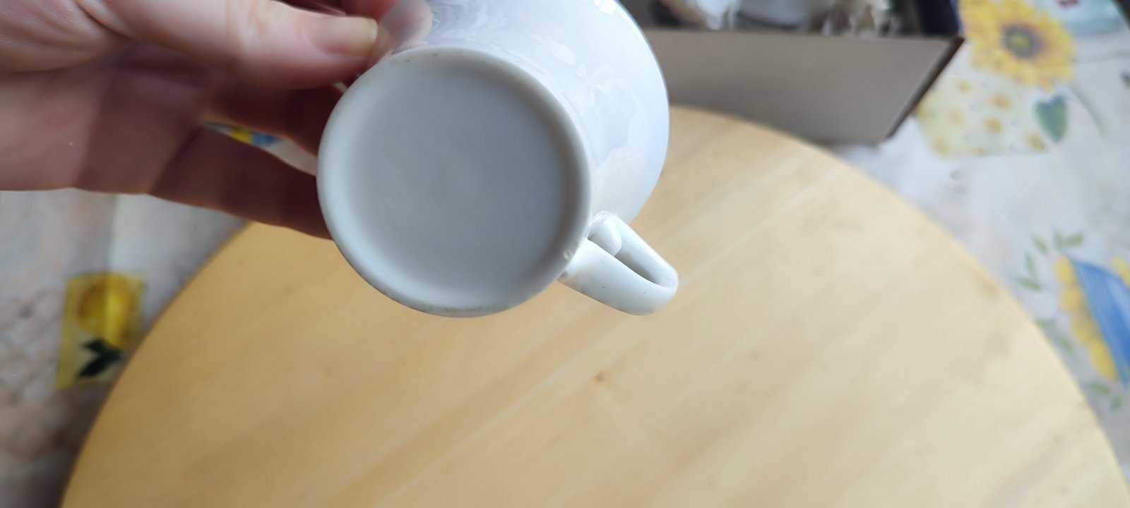 Комплект за кафе/чай от висококачествен костен порцелан