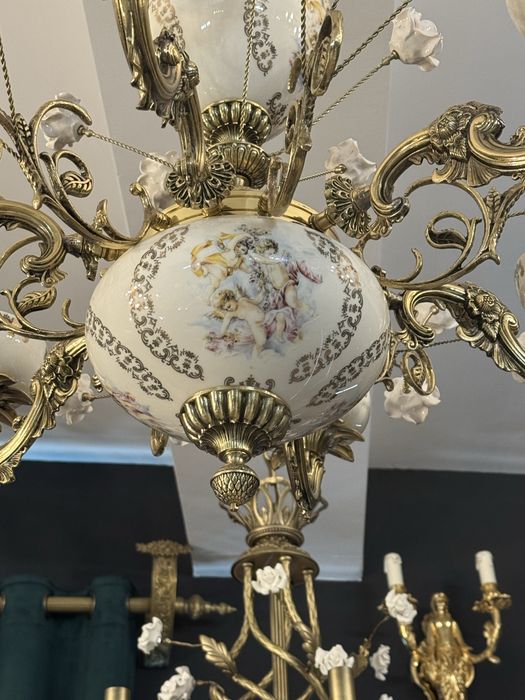 Candelabru- bronz masiv- portelan