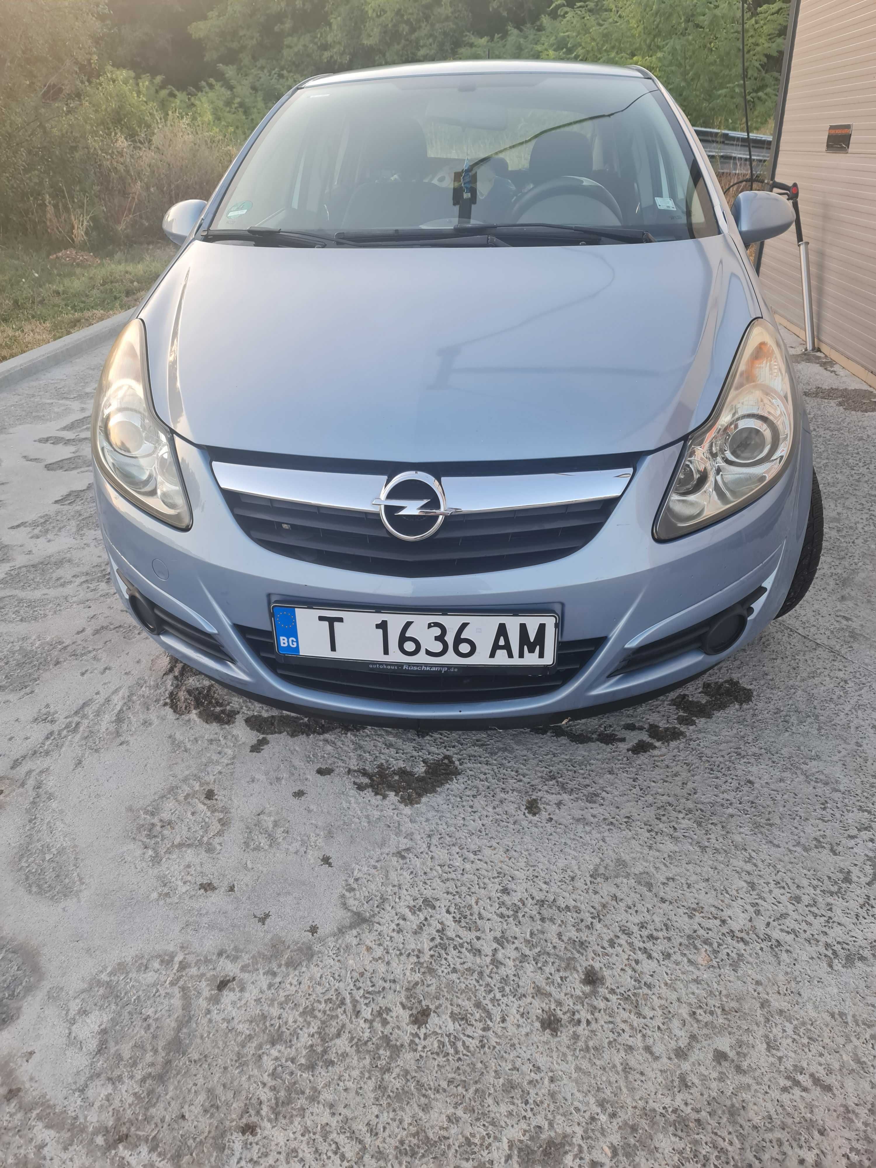 Продавам opel corsa 1.0