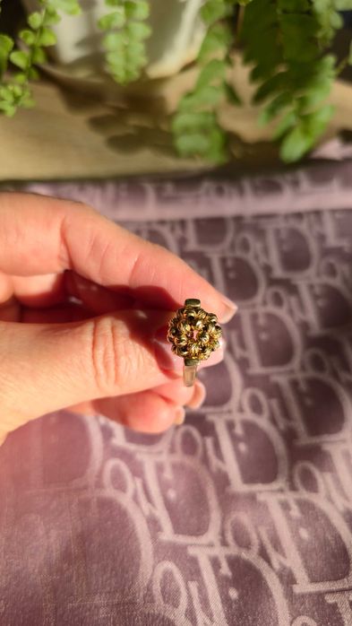 Продается кольцо золотое