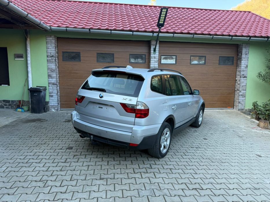 Vând BMW X3 2.0D Xdrive