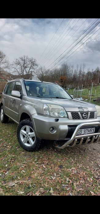 Nissan x trail 2006        ( schimb cu basculabila sau escavator )