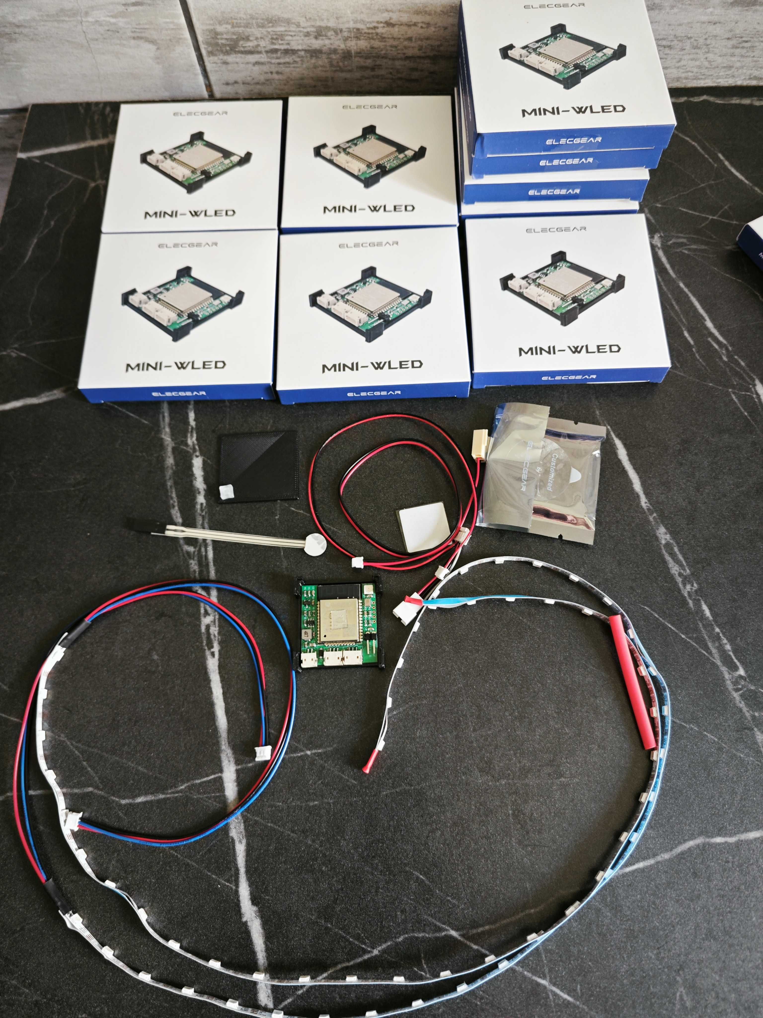 ESP32 Mini WLED LED Strip Kit for PS5 and PC, WLED App