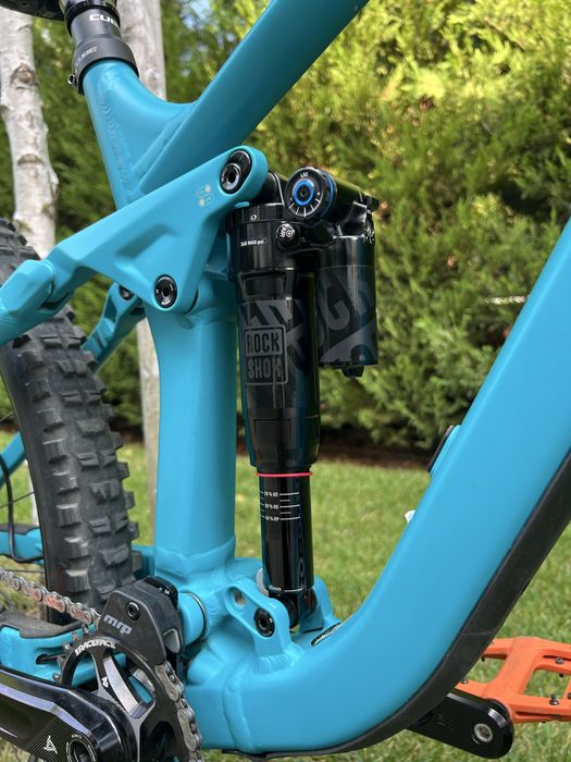 Шок Rockshox и лостчета Deore XT