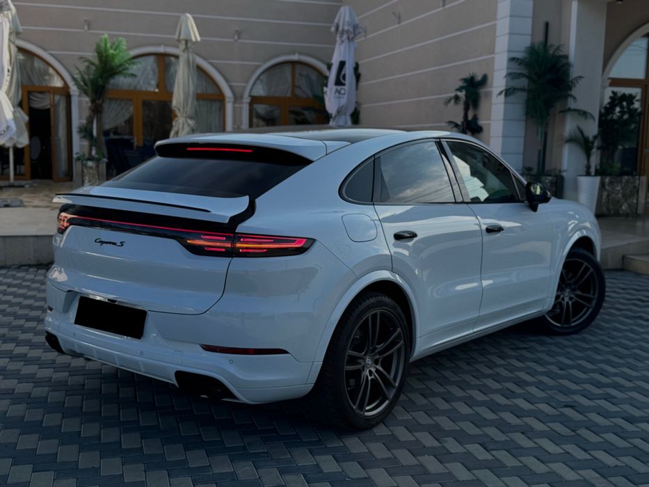 Porsche Cayenne Coupe 2020