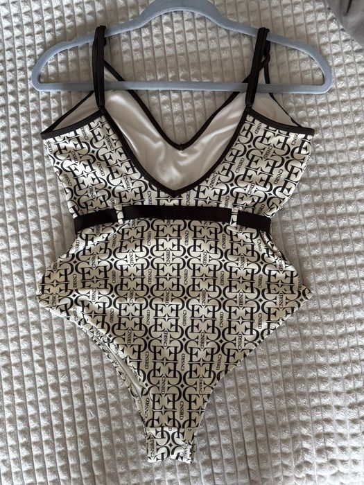 Цял бански с подплънки