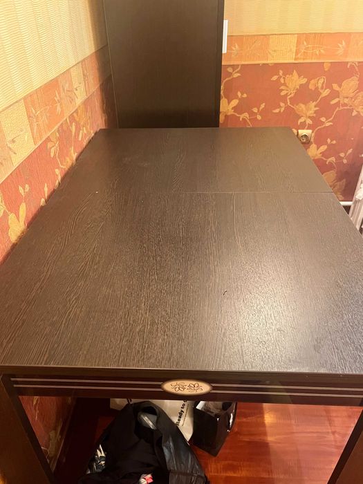 продам стол 130 на 80 см
