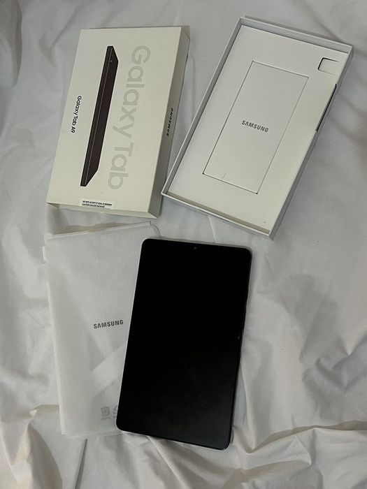 Планшет Самсунг таб А9