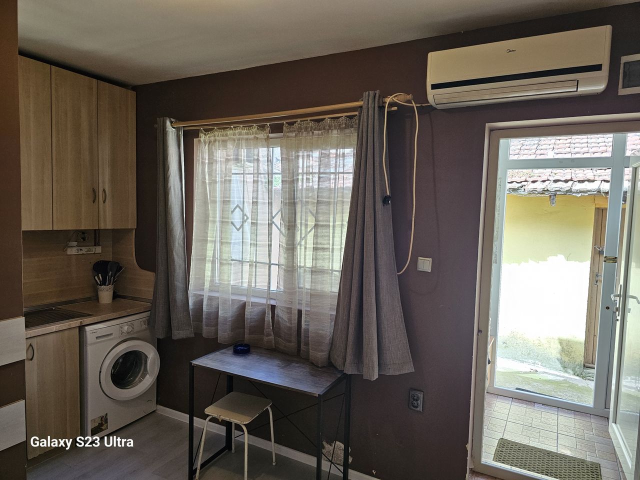 Дава се под наем Едностаен апартамент в Варна, ВИНС - 20 кв.м за 229.5 € - Снимка #5