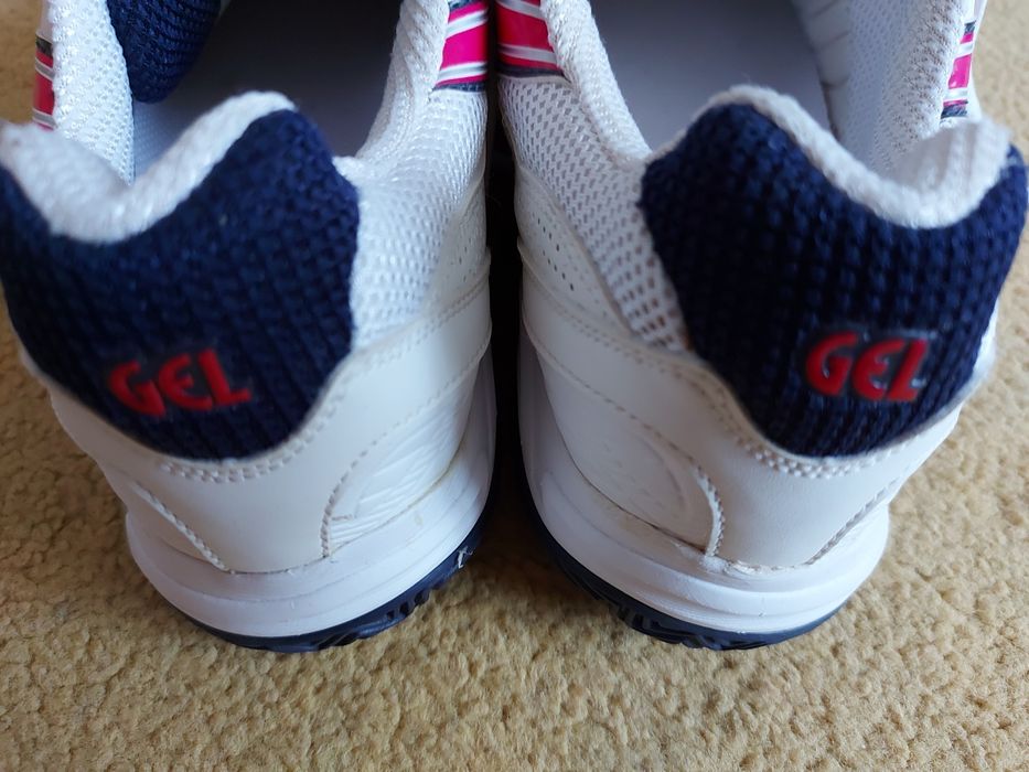 Vand adidas asics gel