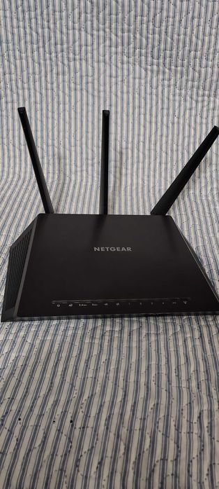 Рутер NEATGEAR R7000