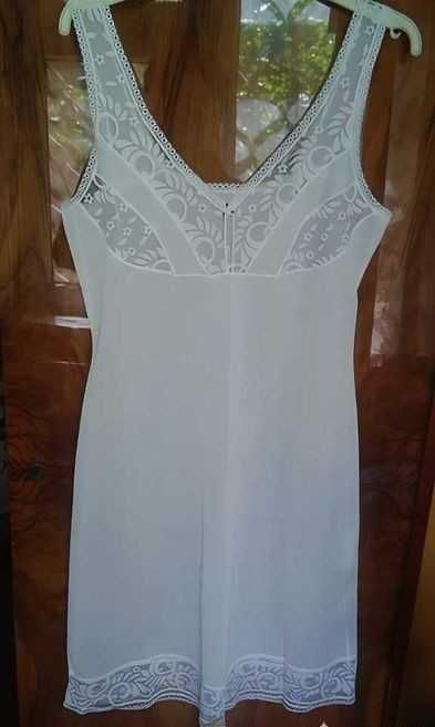 Женскую комбинацию. Производство СССР.Новая. Цена окончательная.