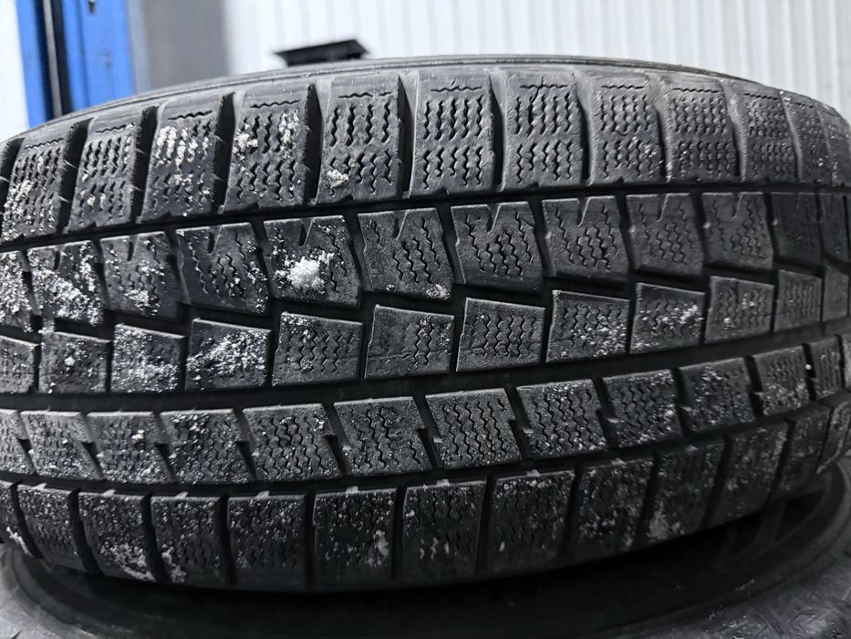 215/65/16 япония