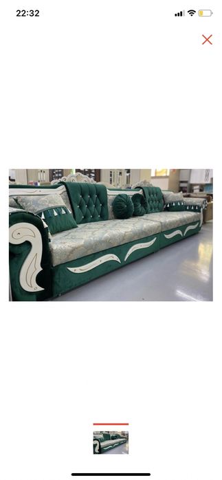 Divan Roskosh 09 диван, обивка велюр, 80x400x85, зеленый