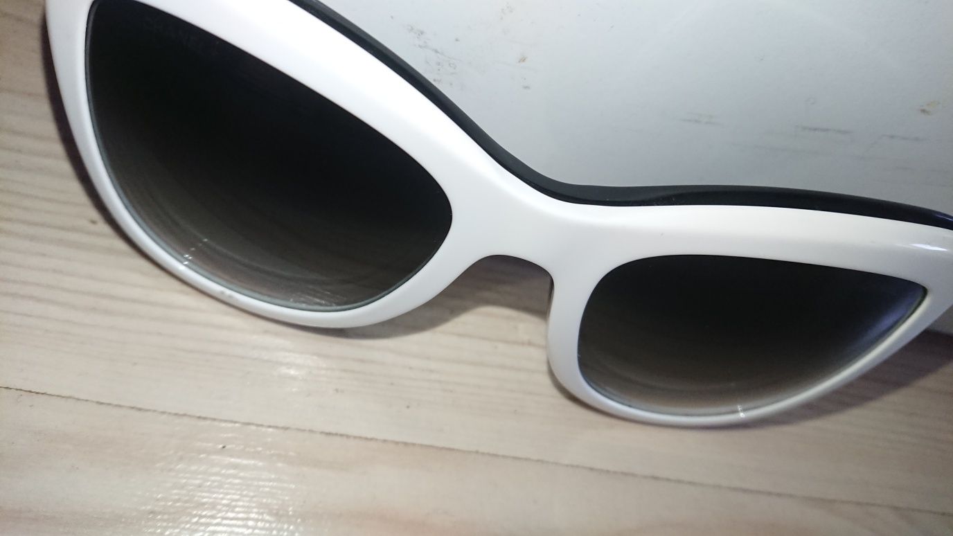 Слънчеви очила Chanel 5393 c.1645/1W