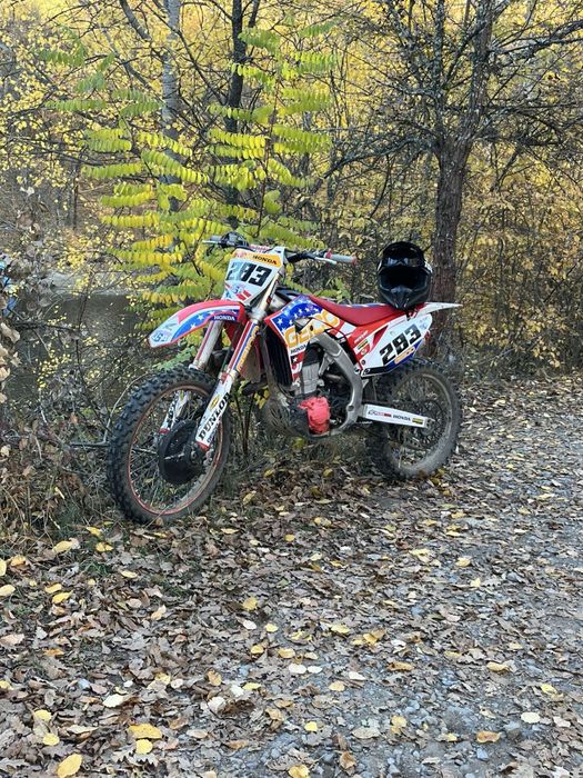 Honda CRF 450 Red moto edition