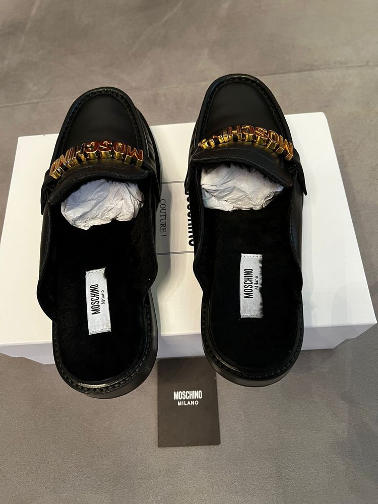 Vand pantofi cu interior blanita Moschino Couture