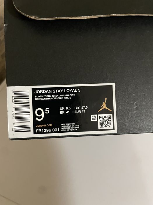 Nike Jordan stay loyal 3