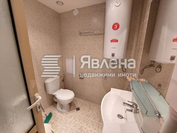 Двустаен апартамент в Слънчев  Бряг.