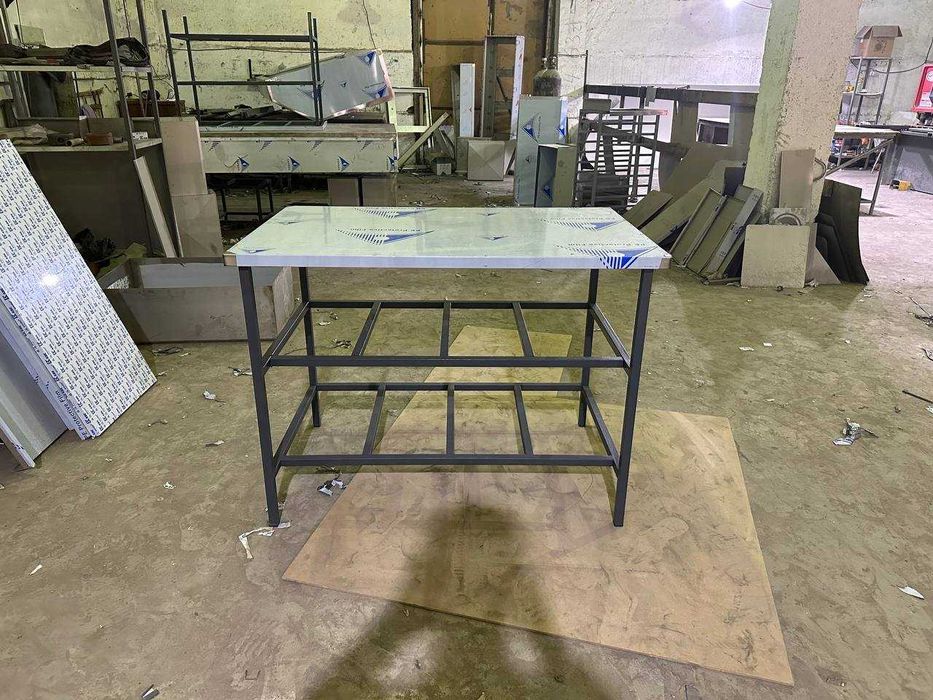 Стол производственный из нержавейки с металлическим каркас stol metal