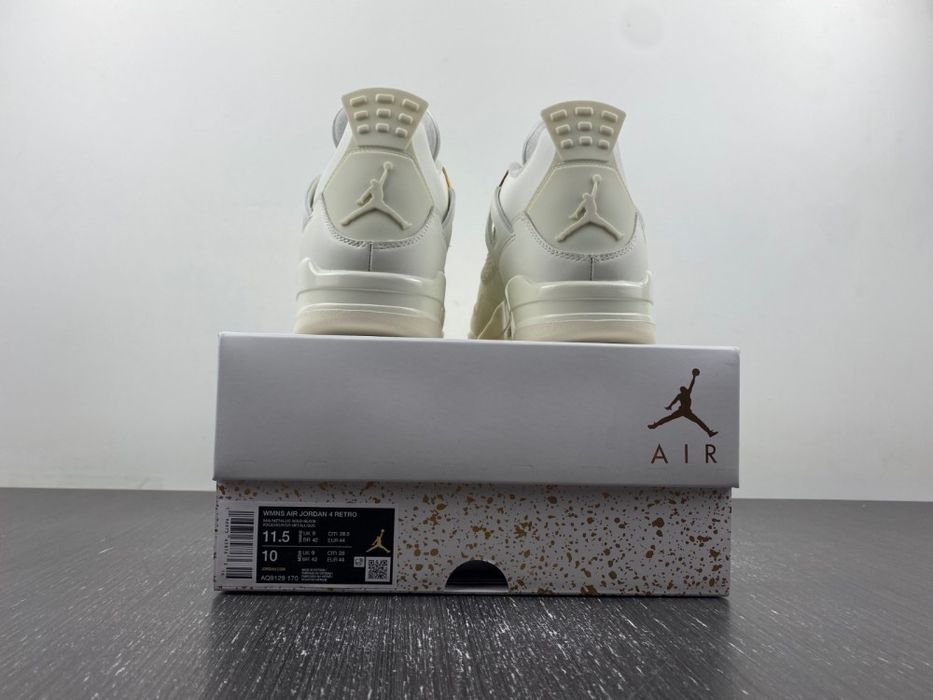 Air Jordan 4 Retro “Metallic Gold”