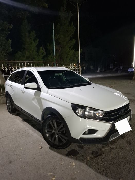СРОЧНО!Продаётся LADA Vesta SW Cross