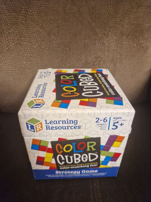 Vand joc color cubed