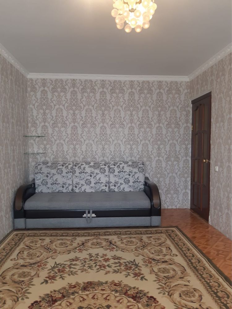 Продается 2-комн. квартира Молодежный 15