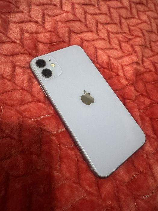 Iphone 11 64 гб продается