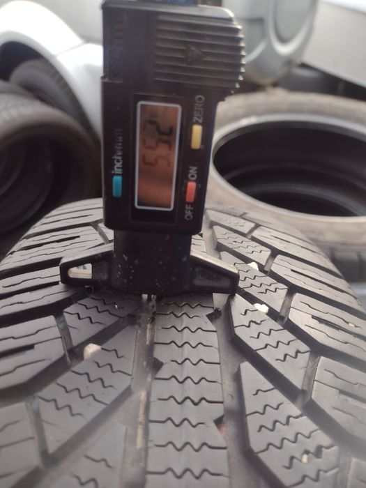 Семперит 4бр.185/70/14 дот1920