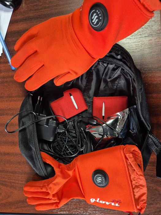 Mănuși universale cu încălzire Glovii