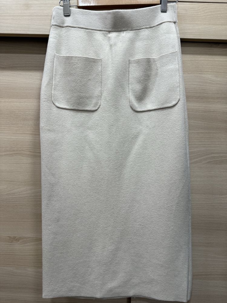 Пола Massimo Dutti