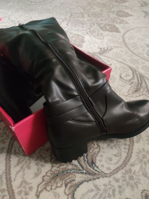 Қўнжи узун этик, жигар ранг