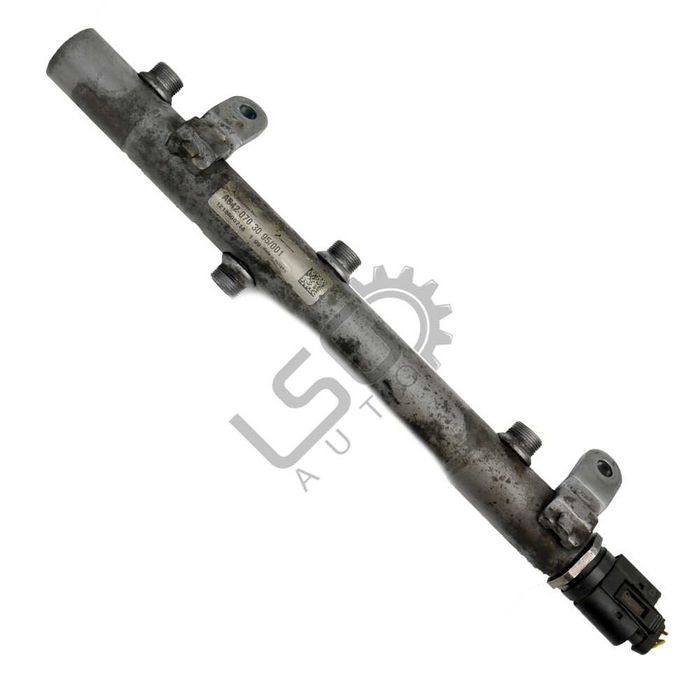 Дясна горивна рейка Mercedes-Benz C-Class 204 (W/S/C)  ID: 145594