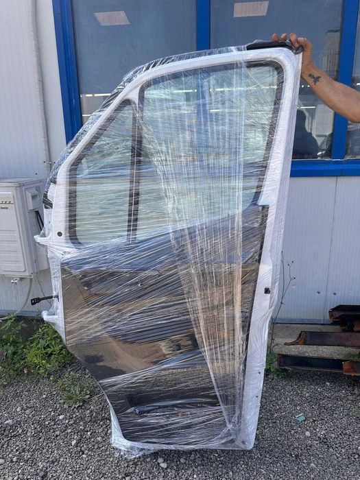 Usi dreapta fata Mercedes Sprinter