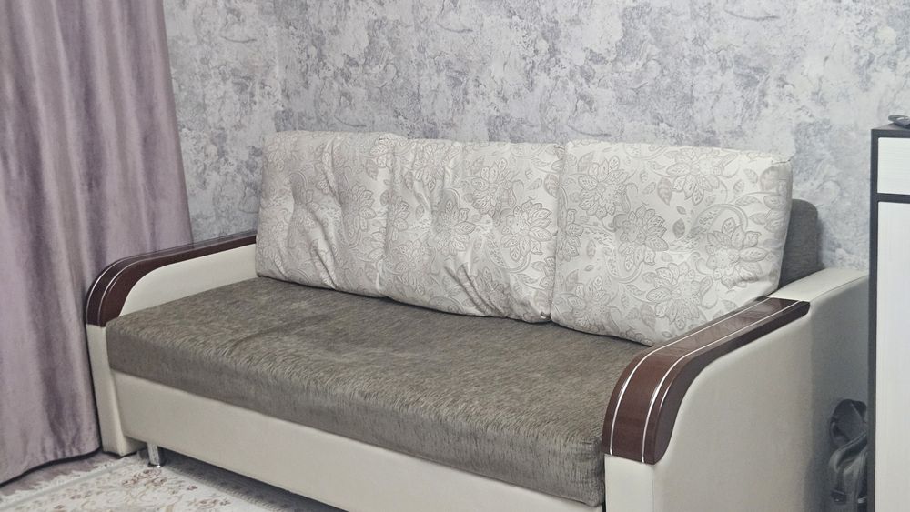 Диван и 2 кресла