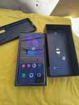Samsung s21 5g cu mici urme pe ramă de la husa