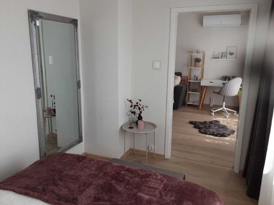 Двустаен Апартамент във Въстанически