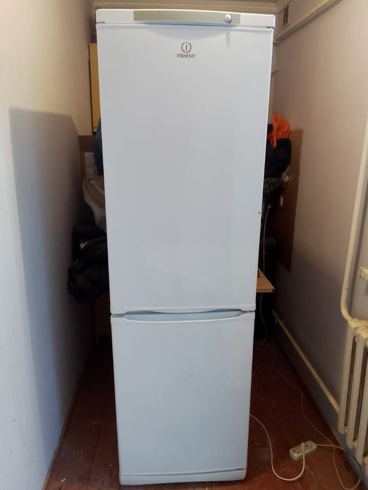 Продам мини холодильник