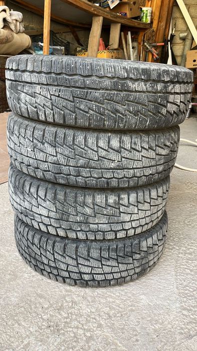 Зимние шины 185/65/R15