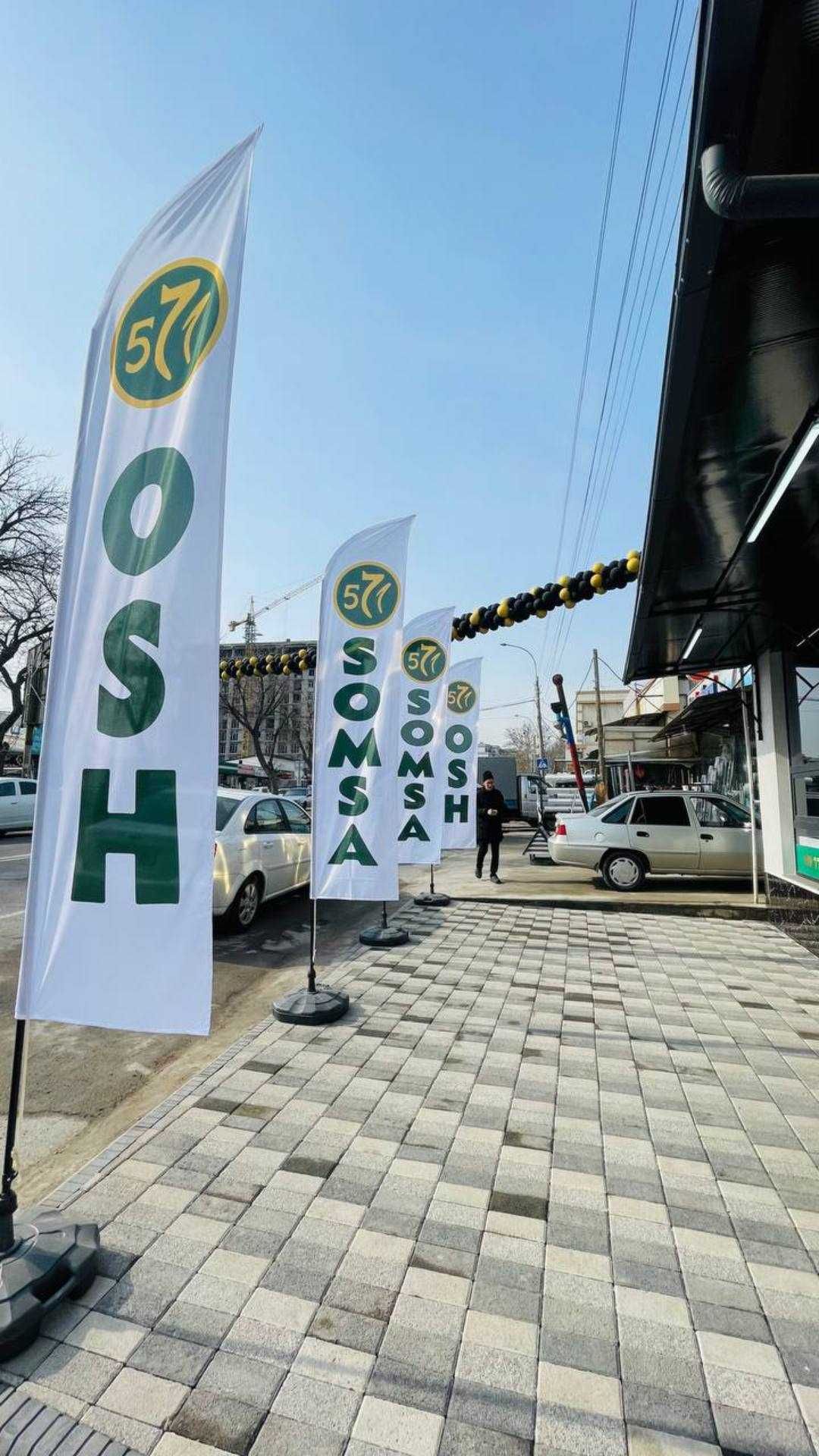 Yelkanli bayroqlar Parus Tashkent